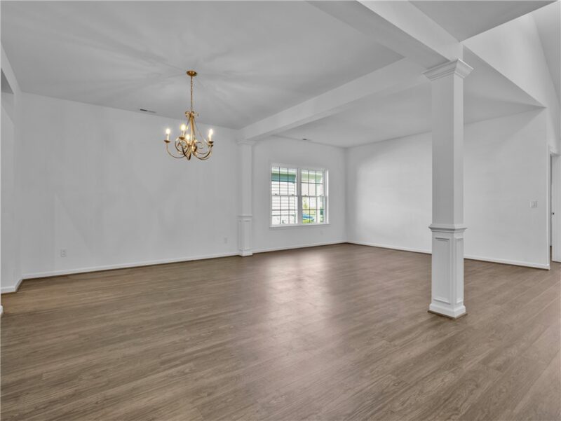 6018 Liberty Boulevard — photo 2