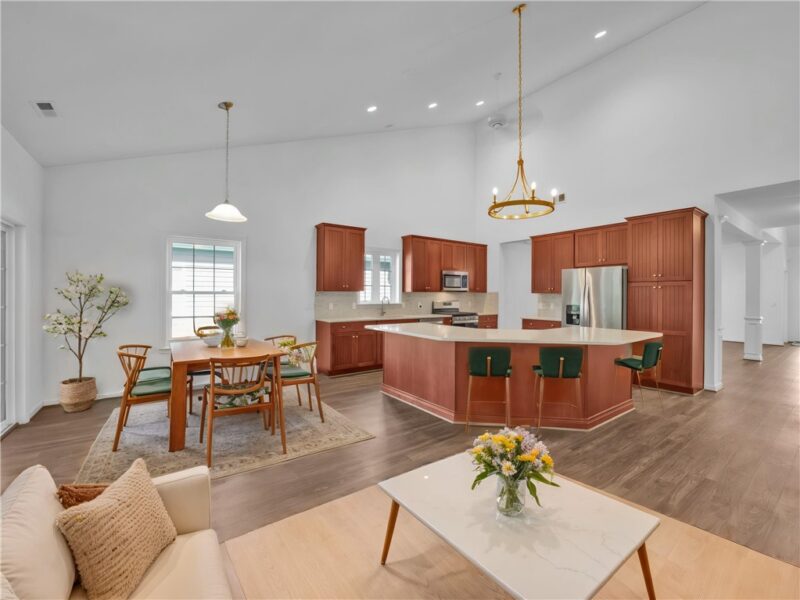 6018 Liberty Boulevard — photo 7
