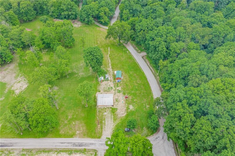 325 Oakdale Road — photo 4
