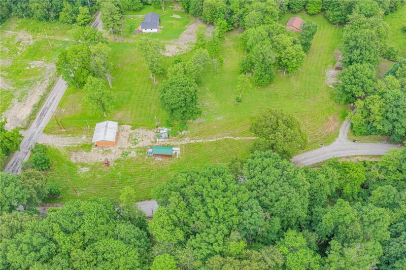 325 Oakdale Road — photo 7