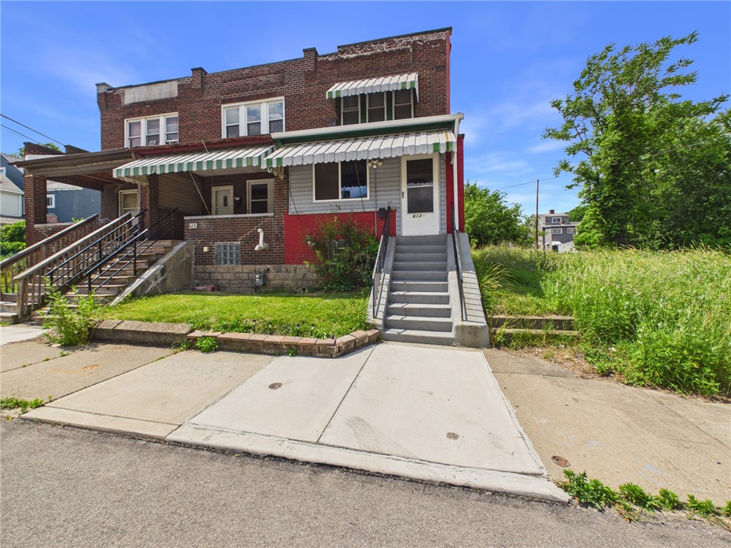 613 Paulson Ave — photo 1