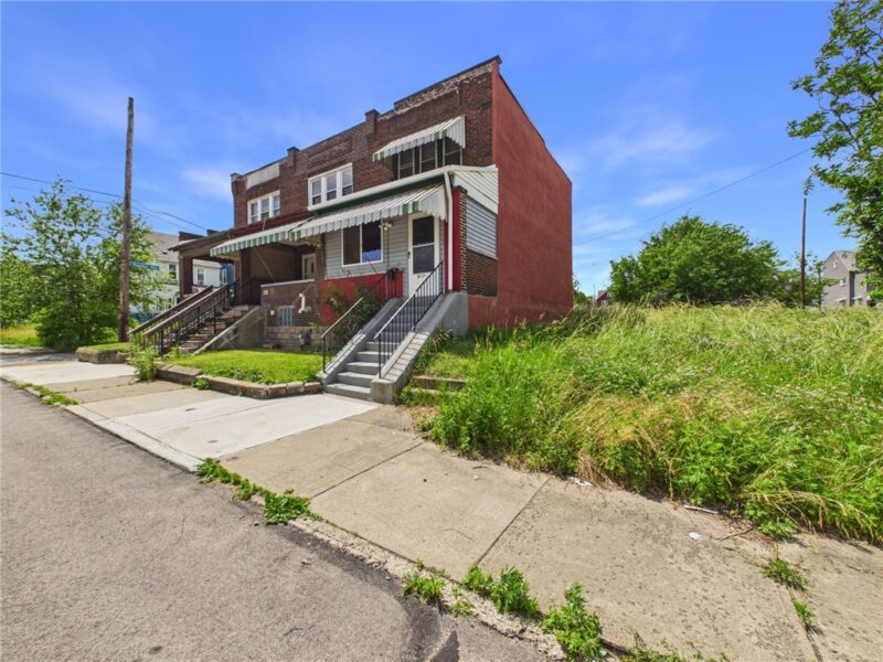613 Paulson Ave — photo 2