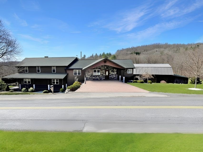 511 Clove Run Rd — photo 1