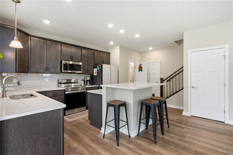 5052 Chalfant Ln — photo 4
