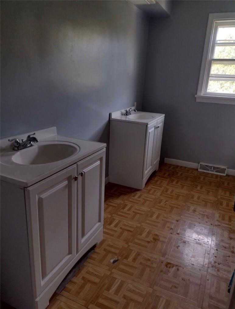 239 Kay St — photo 5