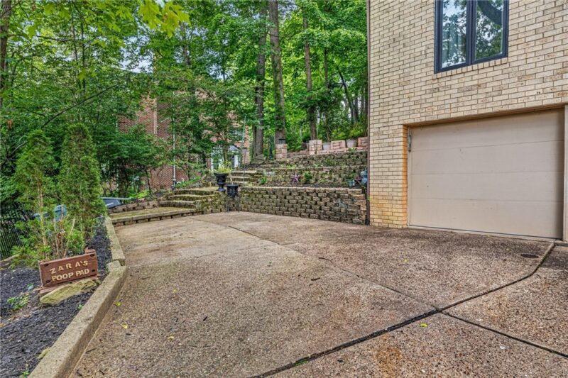 226 Seminole Drive — photo 8