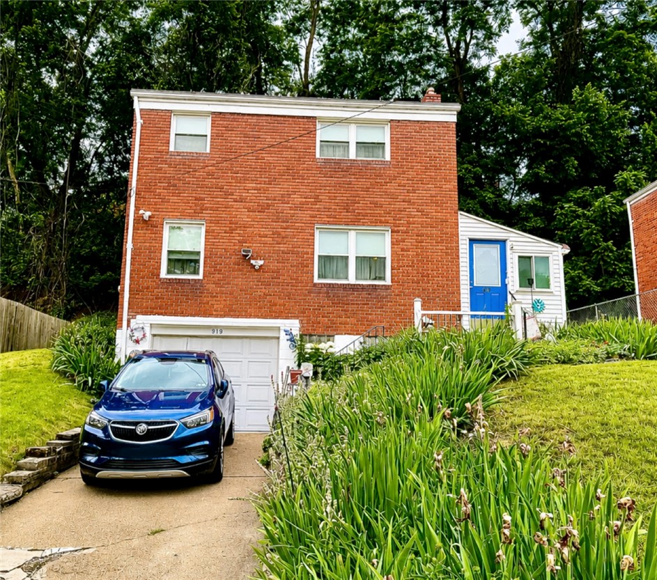 919 Millerdale St — photo 1