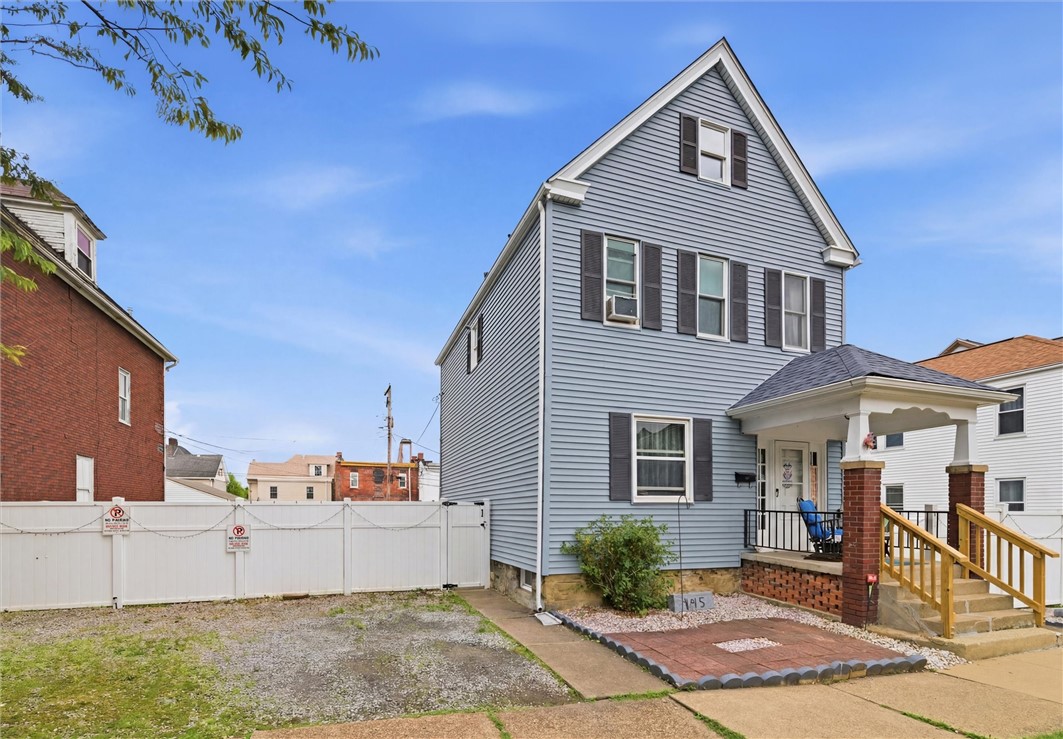 145 Jefferson Ave — photo 1