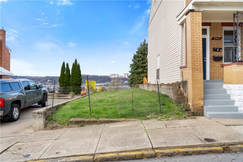 2415 Leticoe Street — photo 3