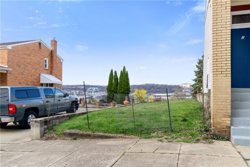 2415 Leticoe Street — photo 4