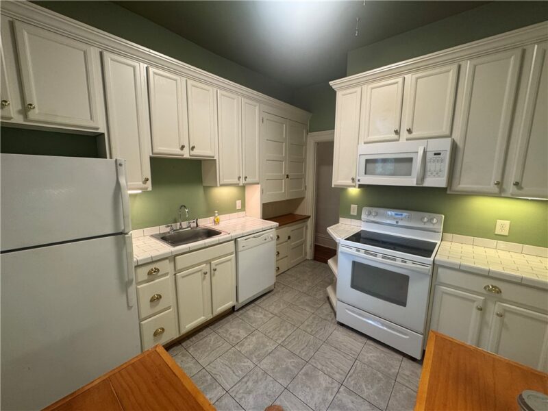 659 Maryland Ave — photo 4