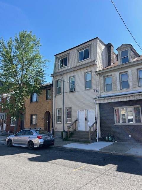 75 South 19th Street — photo 2