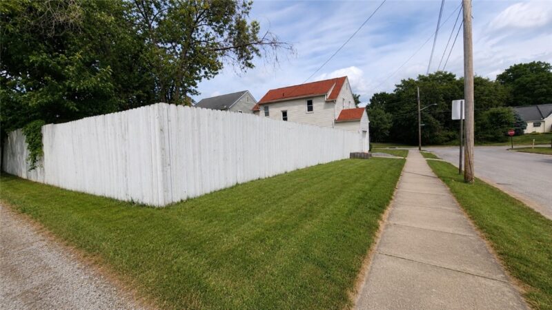 2201 Delaware Ave — photo 5