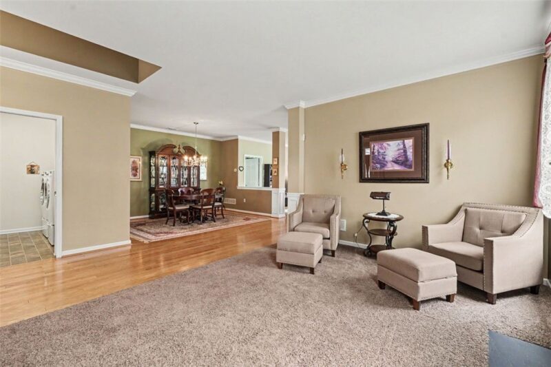 533 Pioneer Ln — photo 5