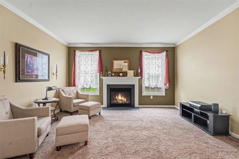 533 Pioneer Ln — photo 6