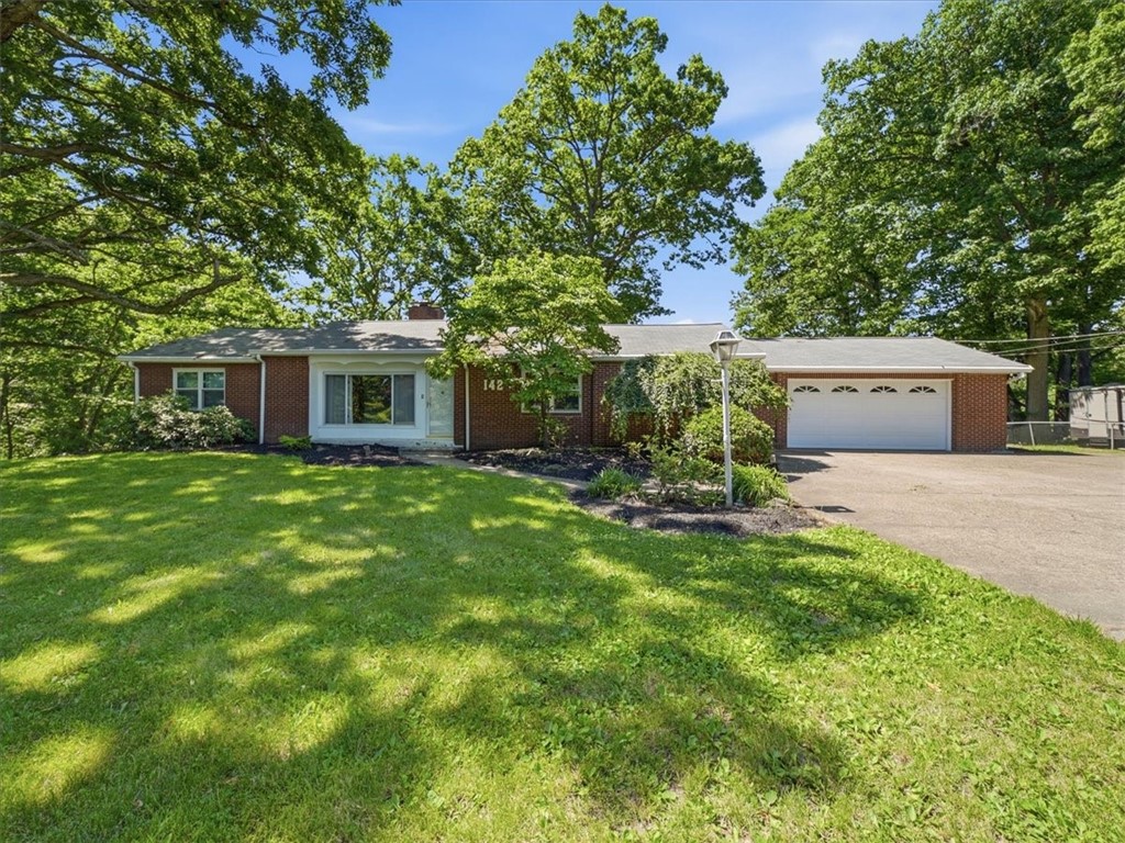 142 Center Grange Rd — photo 1
