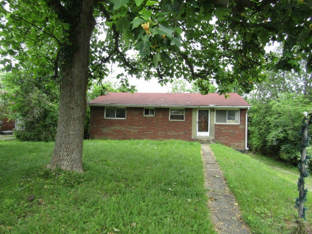 534 Clifton Ave — photo 1