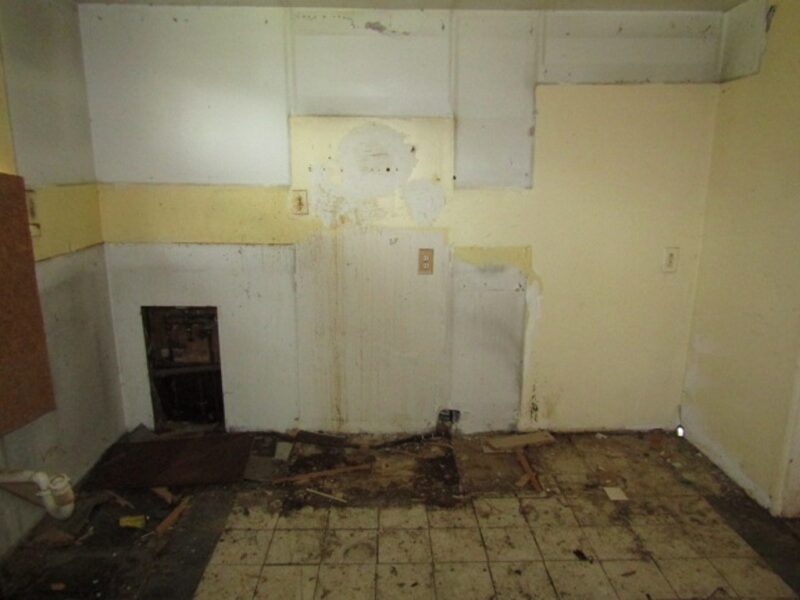 534 Clifton Ave — photo 5