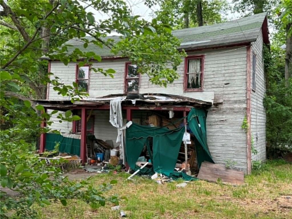 3 E ELM STREET — photo 1