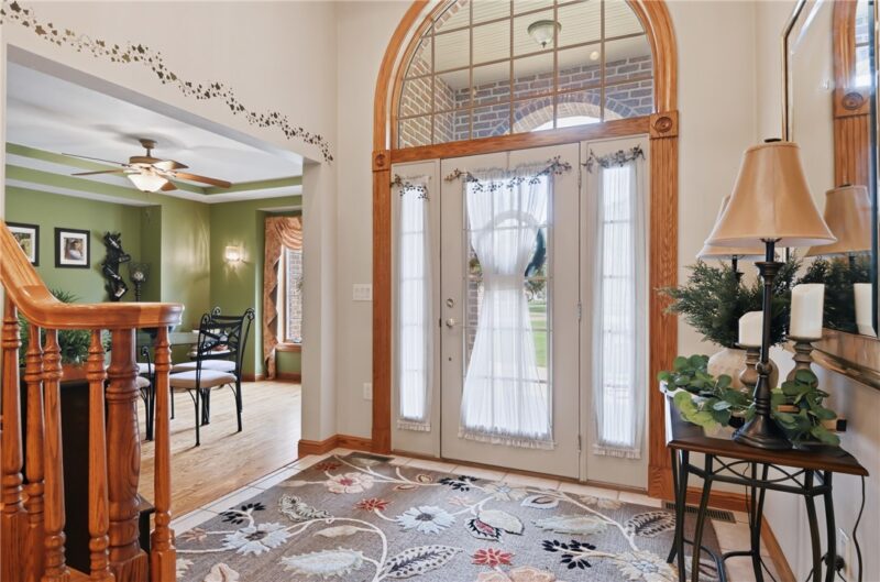 982 Lexington Dr — photo 8