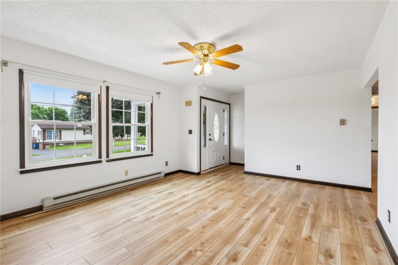 1112 Motor St — photo 7