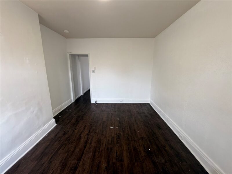 340-342 Kenney Ave — photo 5