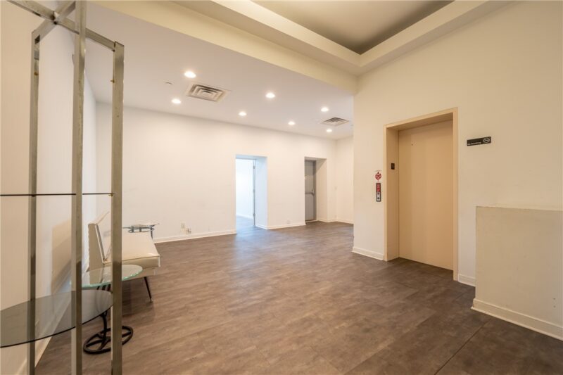 3567 Bigelow Blvd — photo 8
