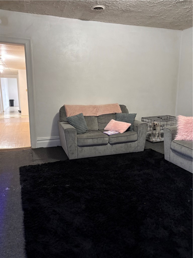 1010 Lincoln Avenue — photo 5