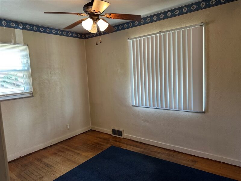 1311 Athalia Avenue — photo 5