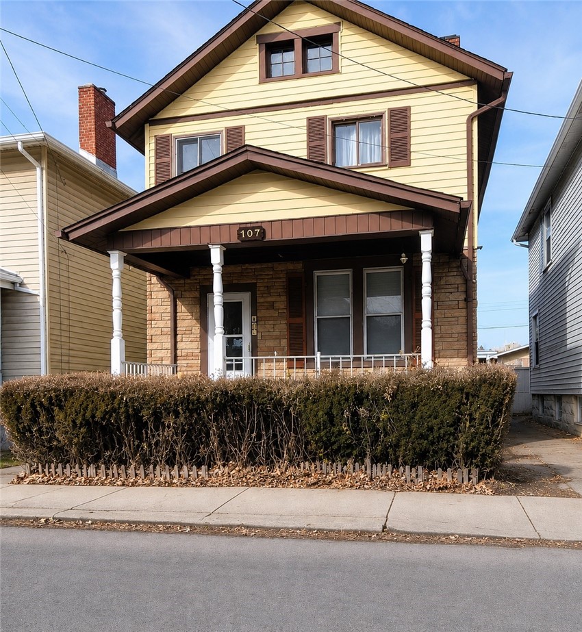 107 E 1st Ave — photo 1
