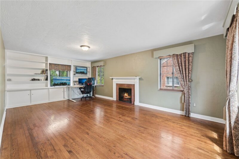 111 E Bruceton Rd — photo 3