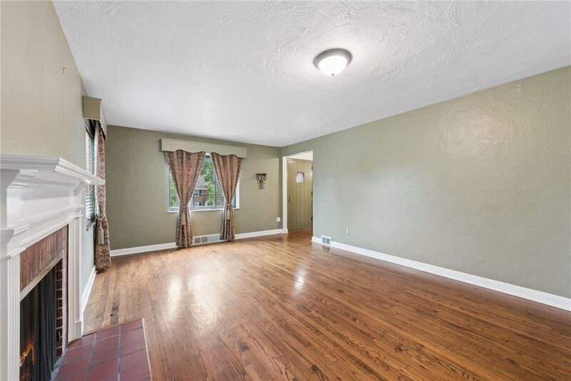 111 E Bruceton Rd — photo 5