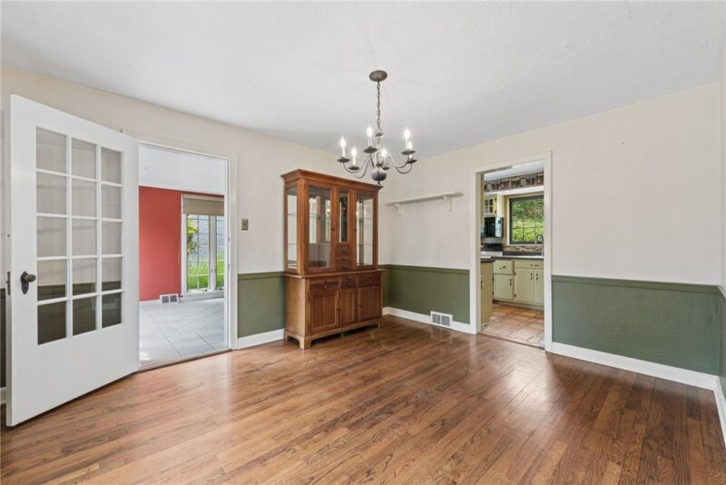 111 E Bruceton Rd — photo 8
