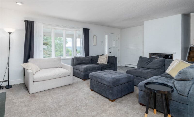 810 Summerlea Ave — photo 5