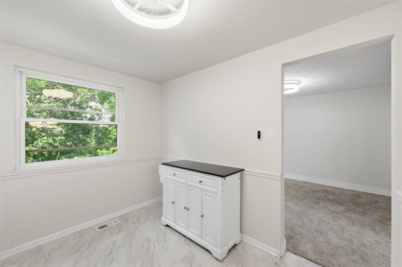 2317 Firethorn — photo 3