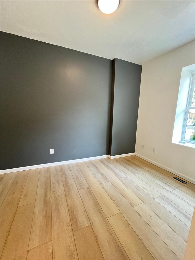 191 Morewood Ave — photo 8