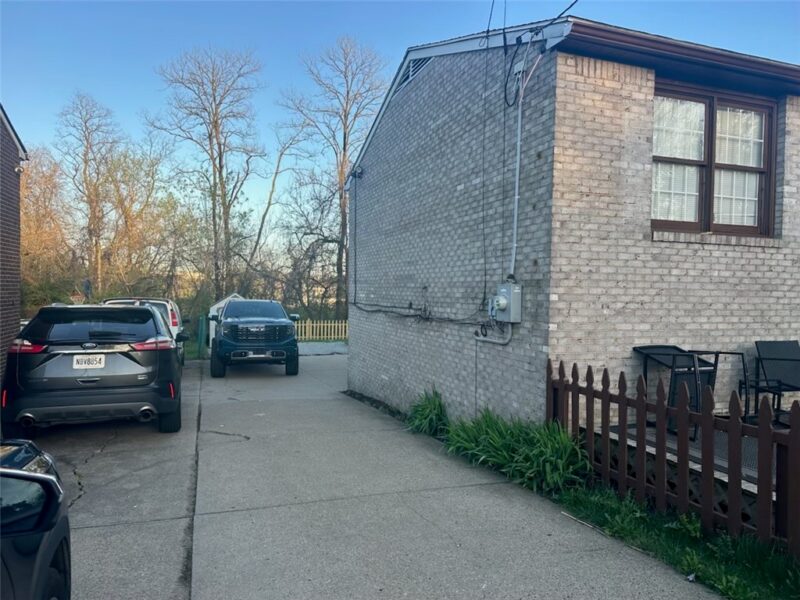2614 Girard Ave A & B — photo 3