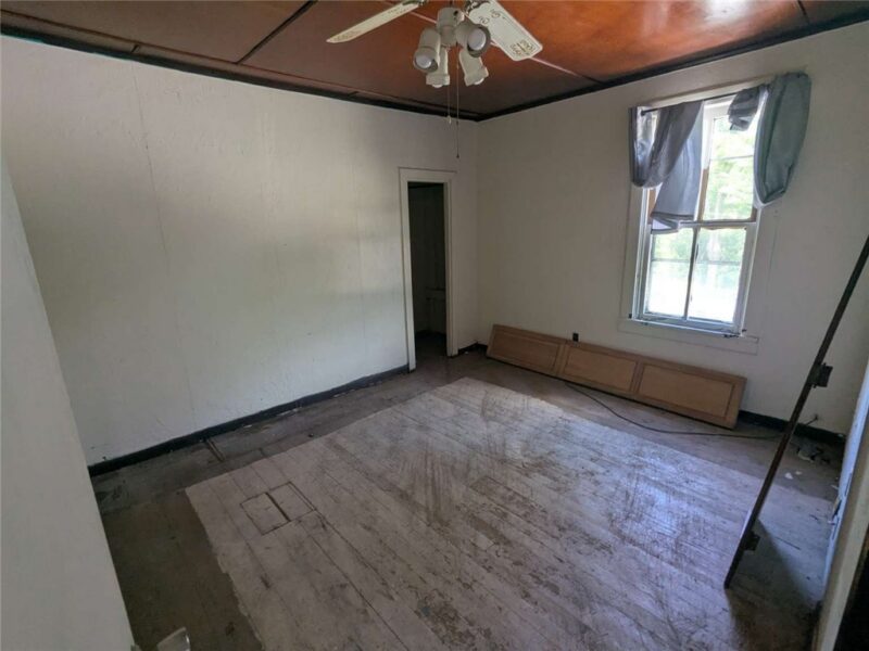 46 S Railroad St — photo 7