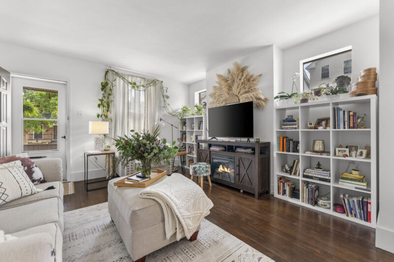 3031 Pinehurst Ave — photo 8