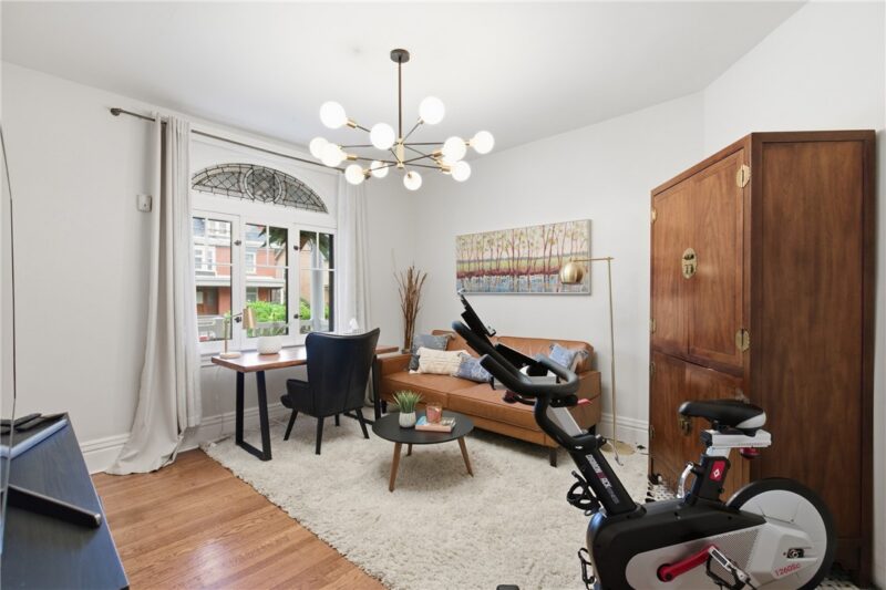 624 E End Ave — photo 7