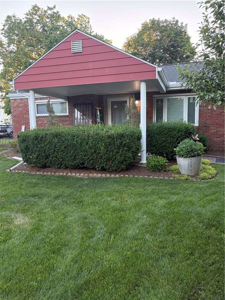 610 Thorn St — photo 1