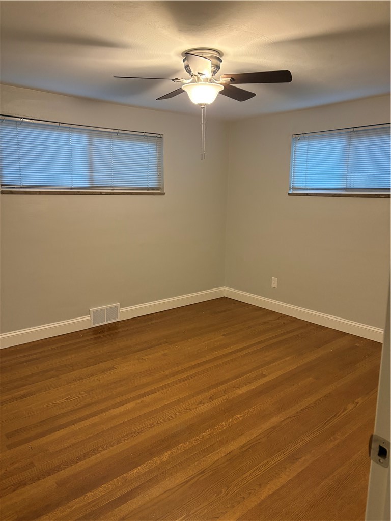 610 Thorn St — photo 8