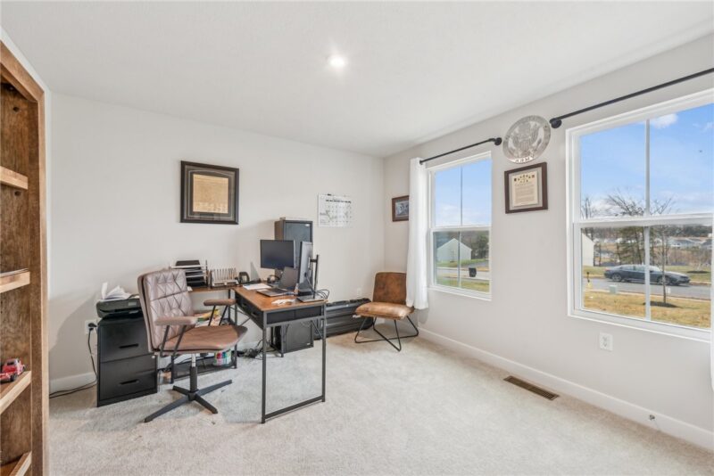 424 Dogwood Court — photo 5