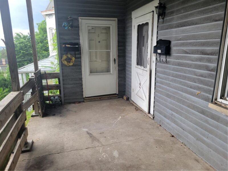 30 S Starr Ave — photo 3