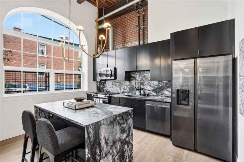 622 Gross Street 106 — photo 7