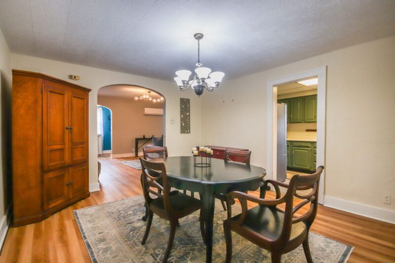 3951 Beechwood BOULEVARD — photo 7