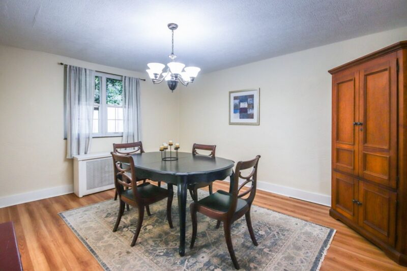 3951 Beechwood BOULEVARD — photo 8