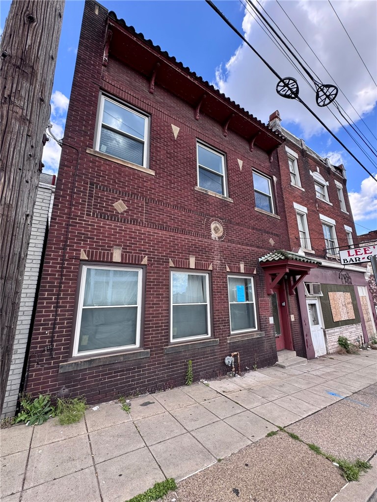 430 Brownsville Rd — photo 2