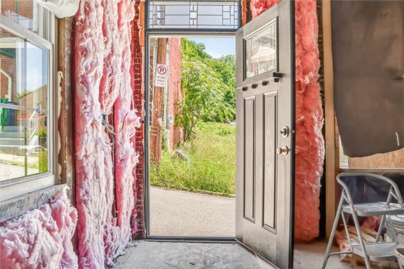 1504 Boyle St — photo 4