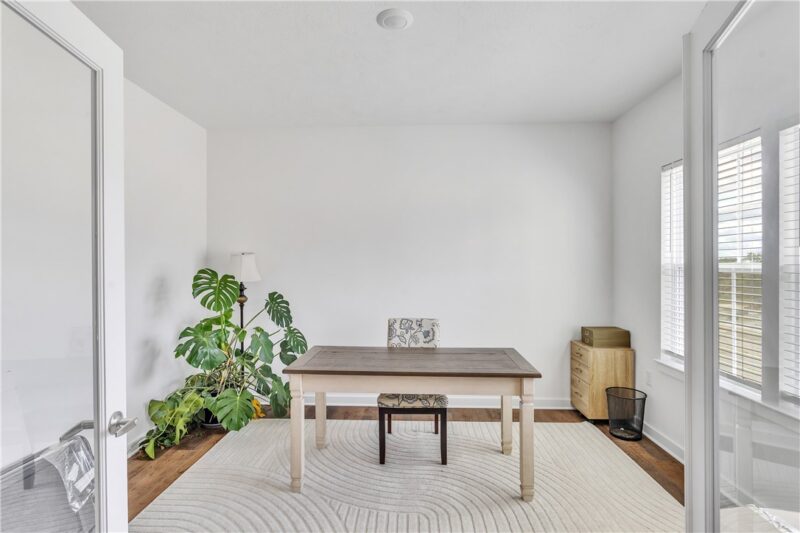 330 William Dr — photo 6